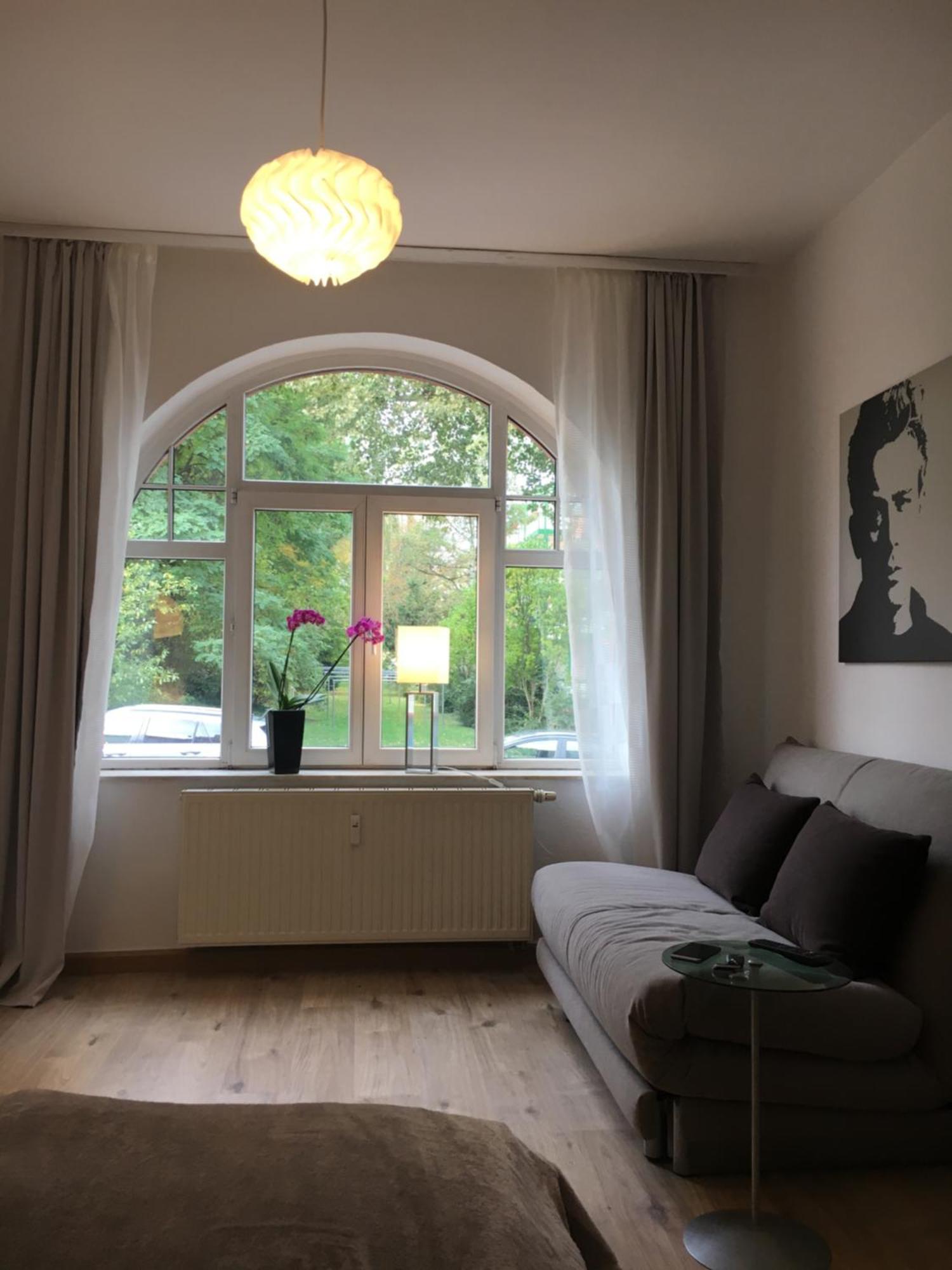 Gemuetliche Ferienwohnung Im Erdgeschoss- Jenaer Strasse Érfurt Exterior foto
