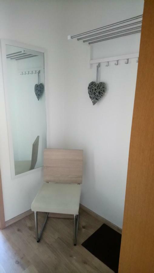 Gemuetliche Ferienwohnung Im Erdgeschoss- Jenaer Strasse Érfurt Exterior foto