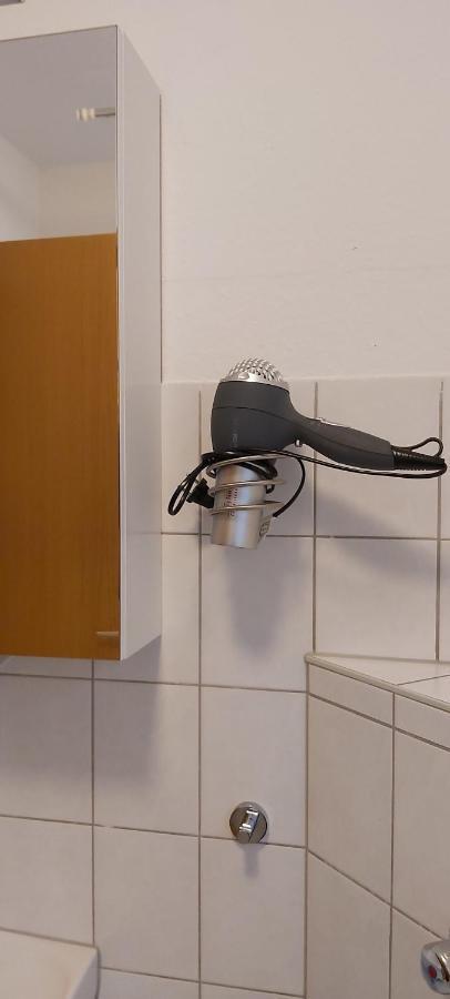 Gemuetliche Ferienwohnung Im Erdgeschoss- Jenaer Strasse Érfurt Exterior foto